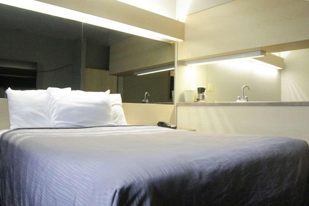 America'S Best Value Inn And Suites - Jackson Bilik gambar